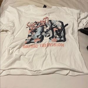 MTV cropped tee
